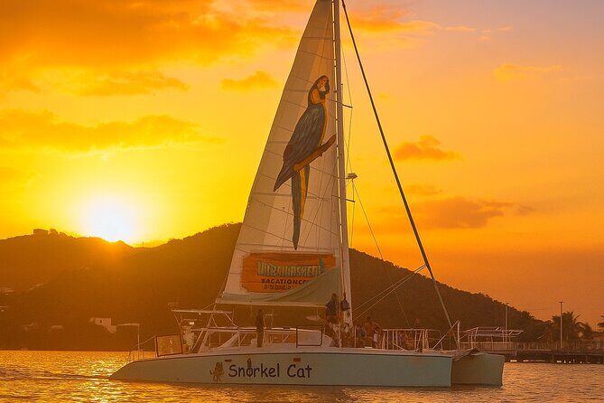 Champagne Sunset Sail from Margaritaville - Drinks and the champagne toast: what’s really included at the open bar