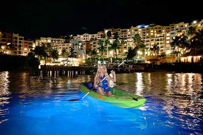 Glow Boats LED Night Kayak from Marriott Frenchman's Cove - A $75 night plan: how the 1h15 kayak tour really works
