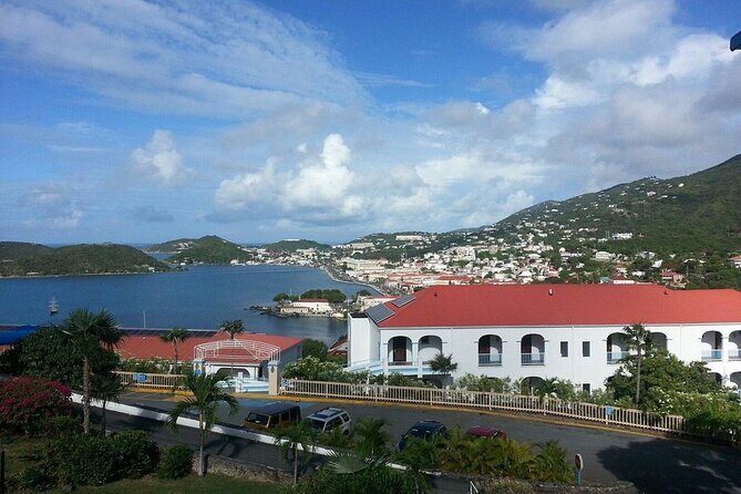 Paradise Taxi & Tours USVI Airport Transport Hampton by Hilton - Hampton by Hilton to Downtown: What to Expect on Arrival