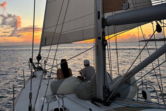 Private Sunset Sail, Open Bar, 12 Guests, Amazing Island Views - Anchored in Christmas Cove: Why This Sunset Location Works
