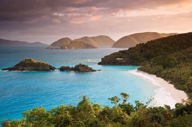 Vi Top Taxi &Tours USVI-St Thomas Private Group-Island Tour - Charlotte Amalie or Haven Sight: shopping that matches your plans
